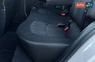 Позашляховик / Кросовер Nissan Qashqai 2013 в 