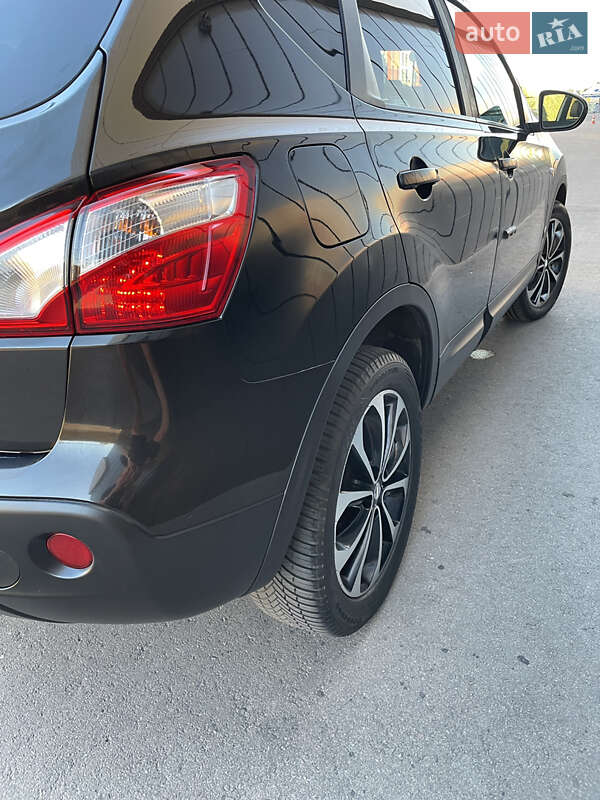 Позашляховик / Кросовер Nissan Qashqai 2013 в Рівному