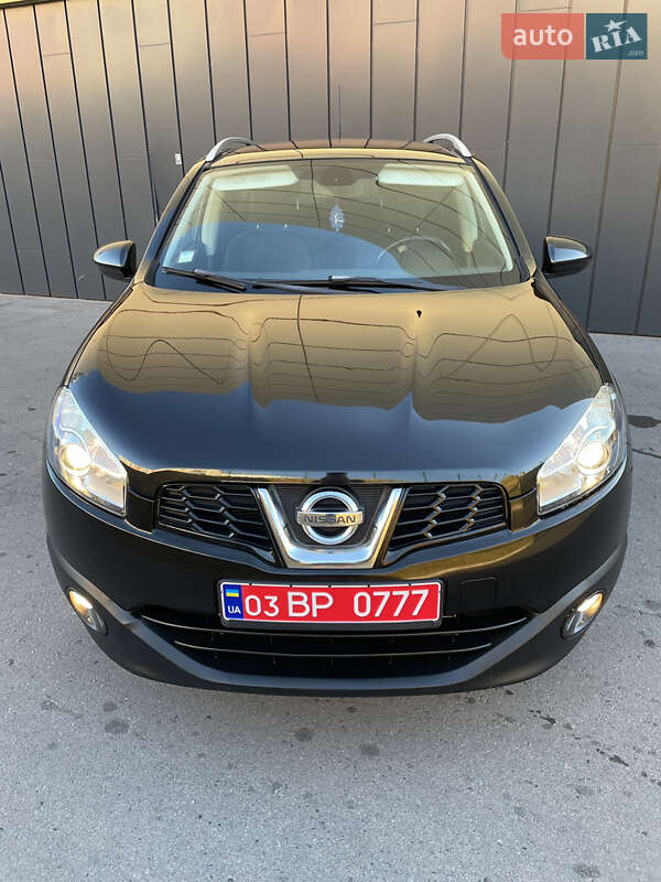 Позашляховик / Кросовер Nissan Qashqai 2013 в Рівному