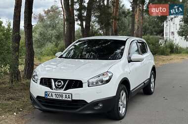 Позашляховик / Кросовер Nissan Qashqai 2012 в Києві