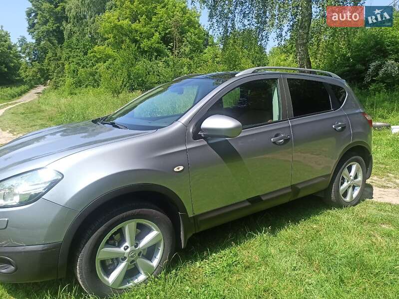 Внедорожник / Кроссовер Nissan Qashqai 2011 в Луцке
