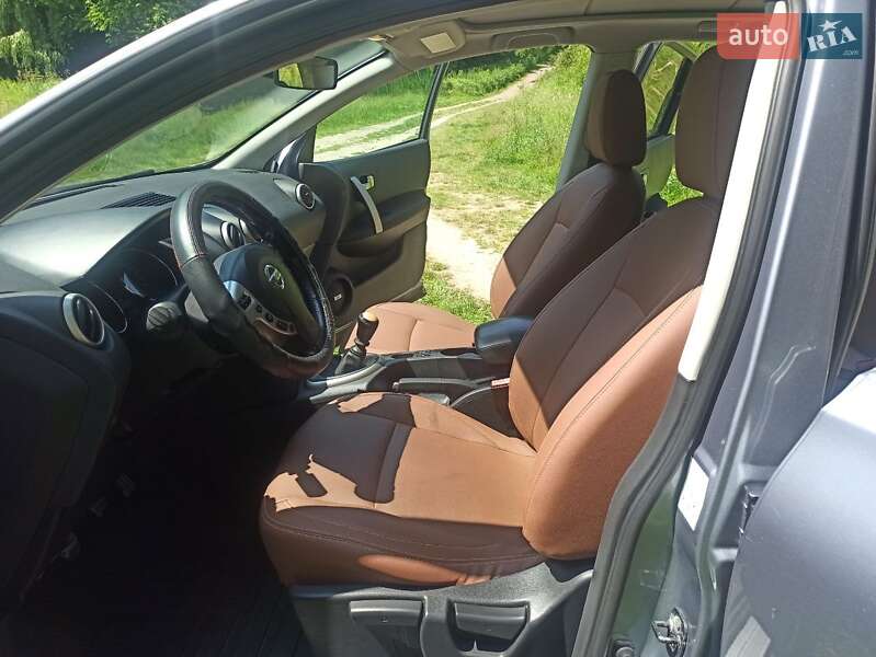 Внедорожник / Кроссовер Nissan Qashqai 2011 в Луцке