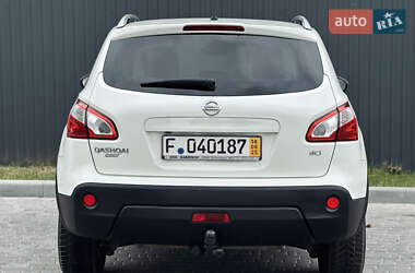 Позашляховик / Кросовер Nissan Qashqai 2013 в 