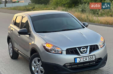 Внедорожник / Кроссовер Nissan Qashqai 2010 в Самборе