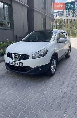 Внедорожник / Кроссовер Nissan Qashqai 2011 в Софиевской Борщаговке