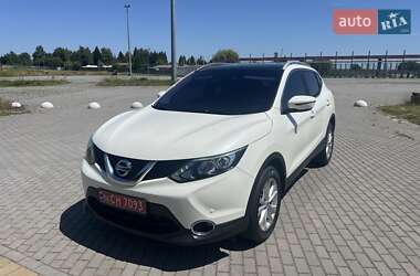 Внедорожник / Кроссовер Nissan Qashqai 2015 в Львове