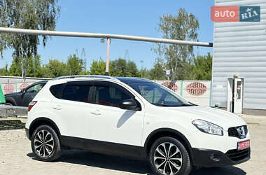 Позашляховик / Кросовер Nissan Qashqai 2011 в 