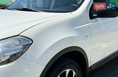 Позашляховик / Кросовер Nissan Qashqai 2011 в 
