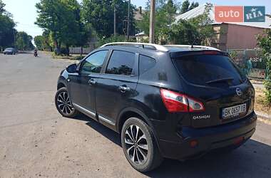 Внедорожник / Кроссовер Nissan Qashqai 2011 в 