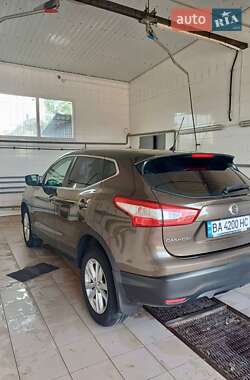 Внедорожник / Кроссовер Nissan Qashqai 2016 в 