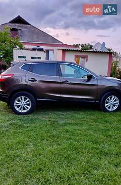 Внедорожник / Кроссовер Nissan Qashqai 2016 в 