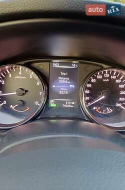 Внедорожник / Кроссовер Nissan Qashqai 2016 в 