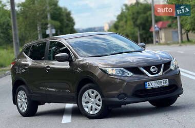Позашляховик / Кросовер Nissan Qashqai 2016 в Харкові