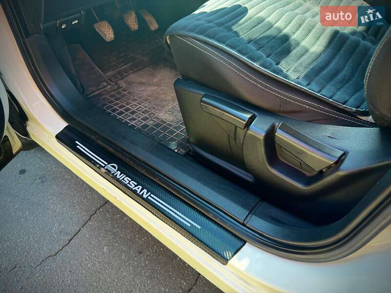 Внедорожник / Кроссовер Nissan Qashqai 2012 в Староконстантинове