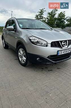 Внедорожник / Кроссовер Nissan Qashqai 2011 в Черновцах