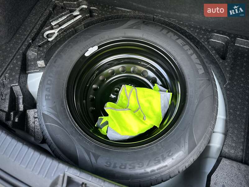 Позашляховик / Кросовер Nissan Qashqai 2013 в Сумах
