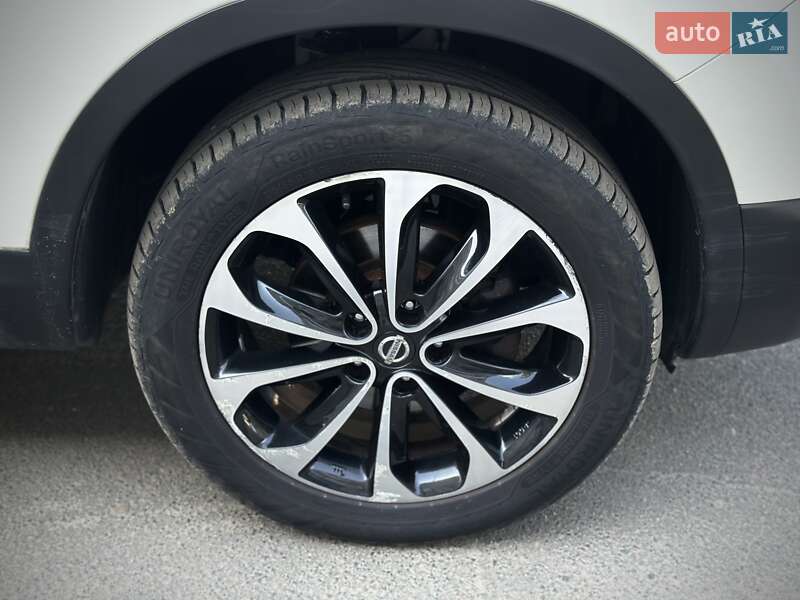 Позашляховик / Кросовер Nissan Qashqai 2013 в Сумах