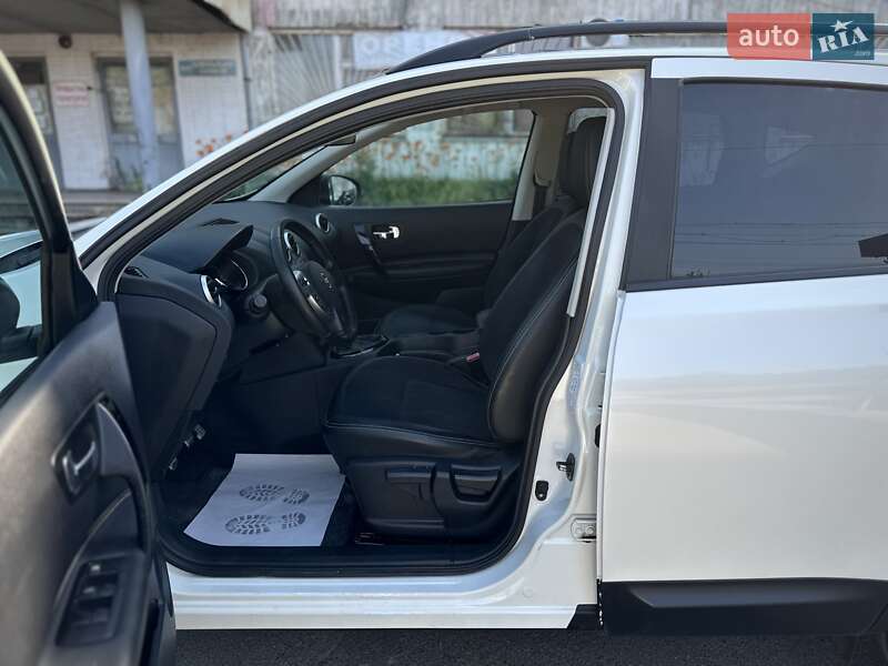 Позашляховик / Кросовер Nissan Qashqai 2013 в Сумах