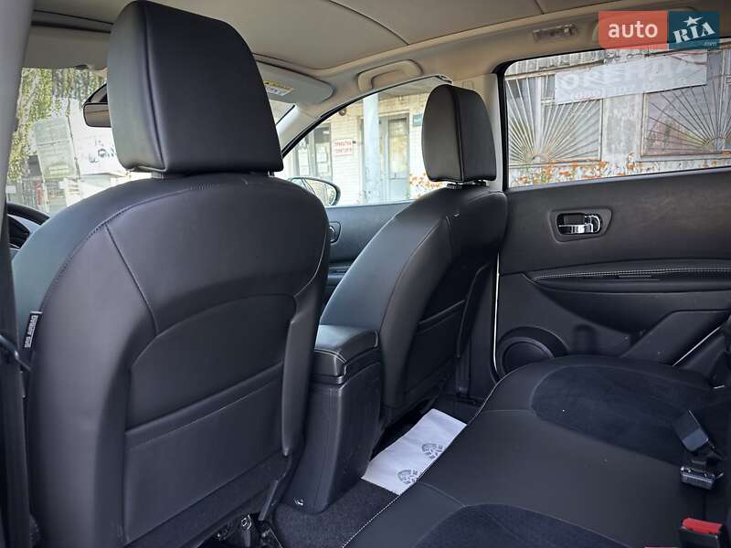 Позашляховик / Кросовер Nissan Qashqai 2013 в Сумах