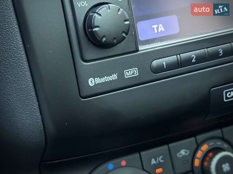 Позашляховик / Кросовер Nissan Qashqai 2013 в Сумах