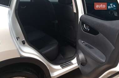 Внедорожник / Кроссовер Nissan Qashqai 2015 в 