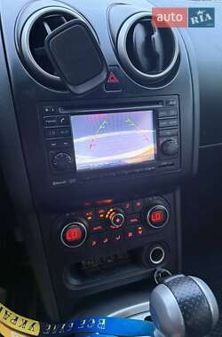 Внедорожник / Кроссовер Nissan Qashqai 2013 в 