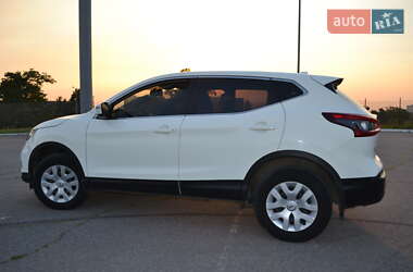 Внедорожник / Кроссовер Nissan Qashqai 2018 в 