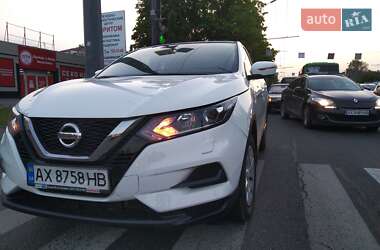 Внедорожник / Кроссовер Nissan Qashqai 2018 в 