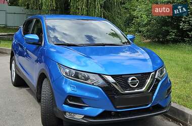 Позашляховик / Кросовер Nissan Qashqai 2017 в 