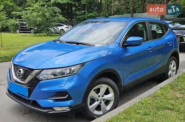 Позашляховик / Кросовер Nissan Qashqai 2017 в 
