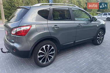 Внедорожник / Кроссовер Nissan Qashqai 2011 в 