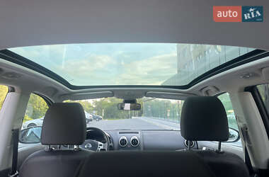Внедорожник / Кроссовер Nissan Qashqai 2011 в 