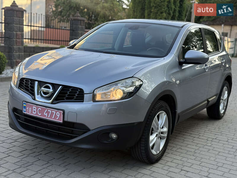 Внедорожник / Кроссовер Nissan Qashqai 2011 в Ровно