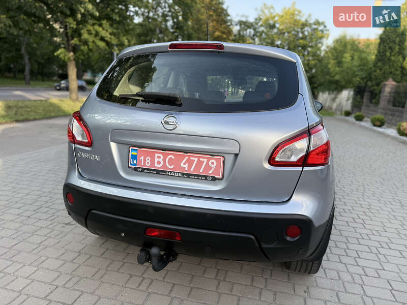 Внедорожник / Кроссовер Nissan Qashqai 2011 в Ровно