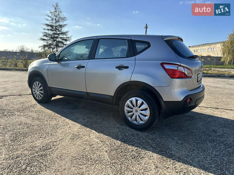 Внедорожник / Кроссовер Nissan Qashqai 2010 в Одессе