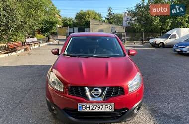 Позашляховик / Кросовер Nissan Qashqai 2010 в Одесі