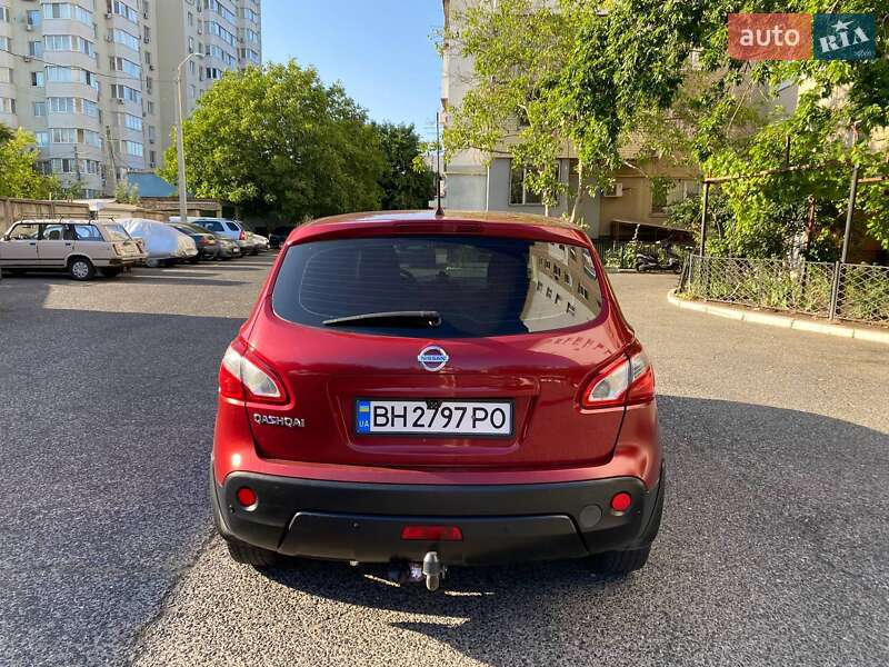Внедорожник / Кроссовер Nissan Qashqai 2010 в Одессе