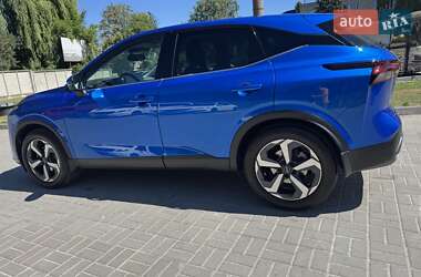 Внедорожник / Кроссовер Nissan Qashqai 2023 в 