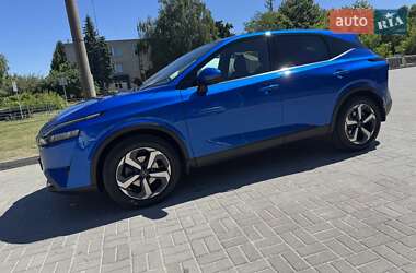 Внедорожник / Кроссовер Nissan Qashqai 2023 в 