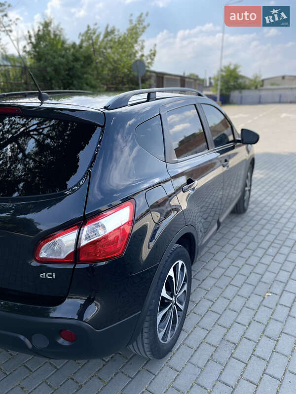 Внедорожник / Кроссовер Nissan Qashqai 2013 в Тернополе