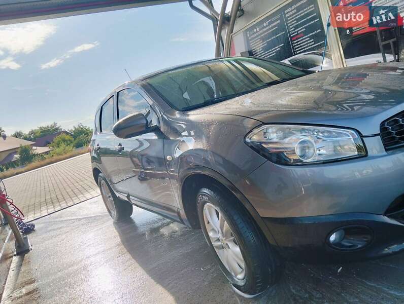 Позашляховик / Кросовер Nissan Qashqai 2013 в Івано-Франківську