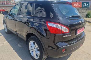 Позашляховик / Кросовер Nissan Qashqai 2011 в 