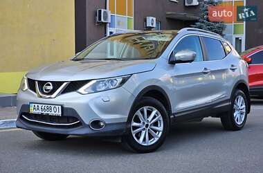 Внедорожник / Кроссовер Nissan Qashqai 2014 в Киеве