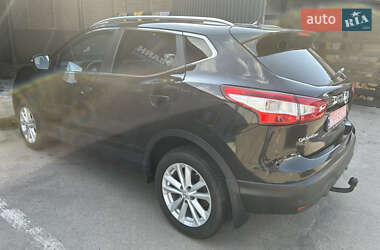 Внедорожник / Кроссовер Nissan Qashqai 2016 в Конотопе