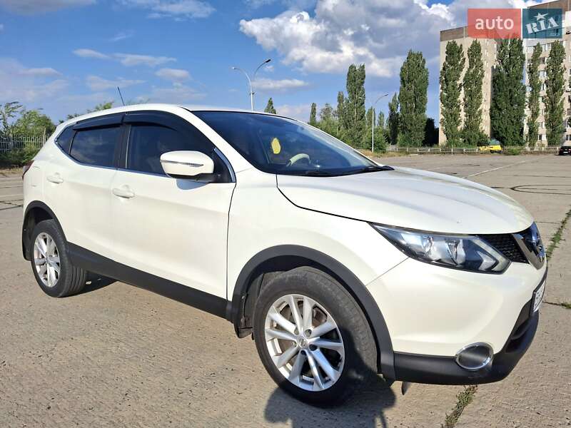 Внедорожник / Кроссовер Nissan Qashqai 2016 в Южноукраинске