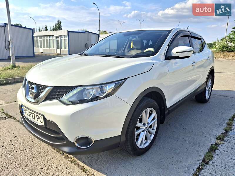 Внедорожник / Кроссовер Nissan Qashqai 2016 в Южноукраинске