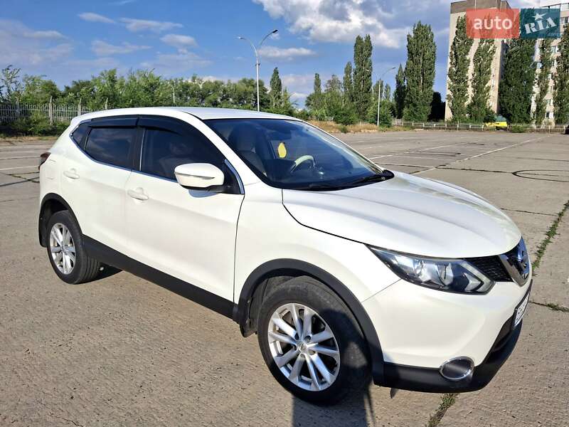Внедорожник / Кроссовер Nissan Qashqai 2016 в Южноукраинске