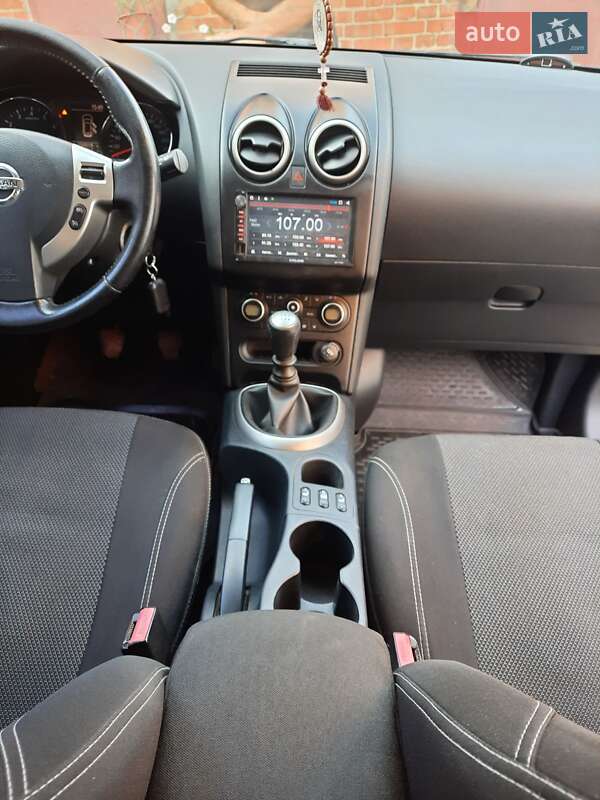 Внедорожник / Кроссовер Nissan Qashqai 2011 в Сумах фото 2 Внедорожник / Кроссовер Nissan Qashqai 2011 в Сумах