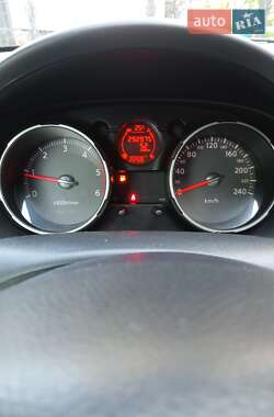 Внедорожник / Кроссовер Nissan Qashqai 2009 в 