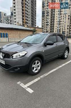 Внедорожник / Кроссовер Nissan Qashqai 2013 в Киеве
